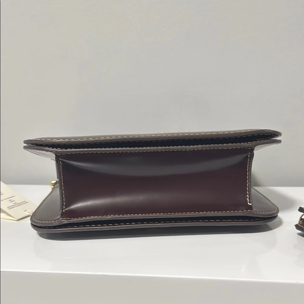 Tory Burch Brown Shoulder Bag with Gold Hardware - Picture 4 of 9